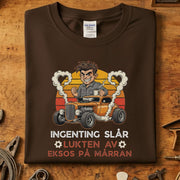 “Ingenting slår lukten av eksos” T-skjorte