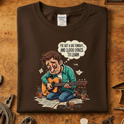 I've Got a Gig Tonight T-Skjorte featuring a musician overwhelmed with lyrics on a Gildan shirt.