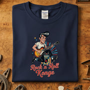 Rock'n'Roll Konge T-skjorte med grafikk av rockemusiker som spiller gitar