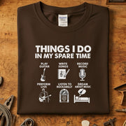 Things I do in my spare time Rockabilly T-skjorte featuring musical activities and fun designs.